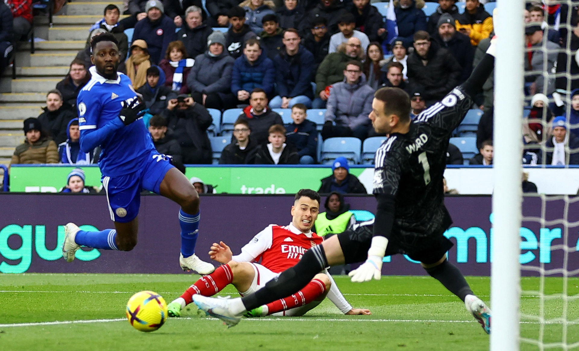 甚至可能暂 甚至可能暂